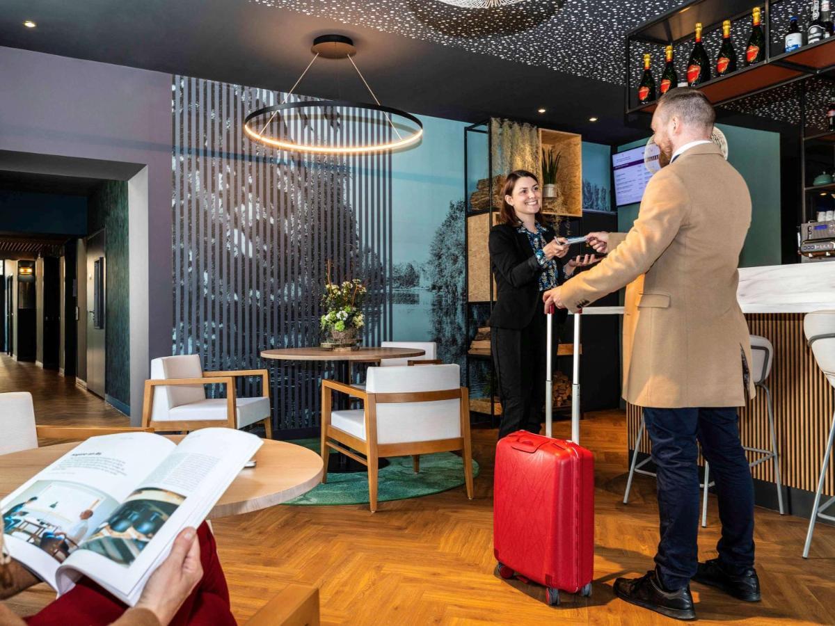 Mercure Saint Omer Centre Gare Buitenkant foto