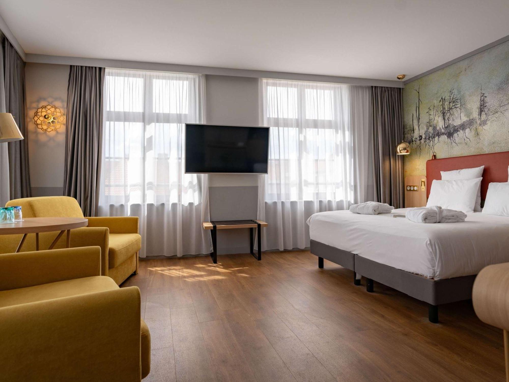 Mercure Saint Omer Centre Gare Buitenkant foto