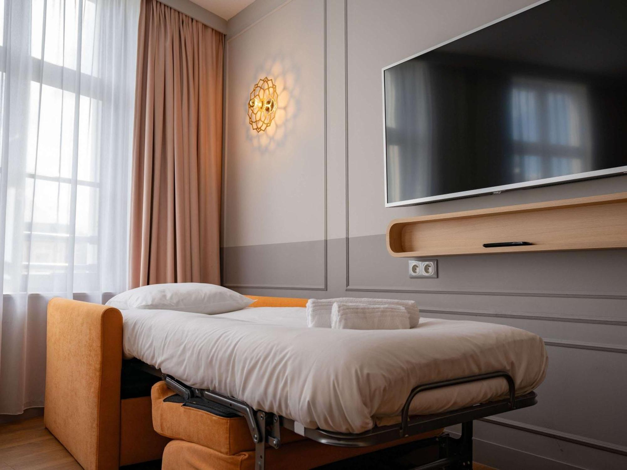 Mercure Saint Omer Centre Gare Buitenkant foto