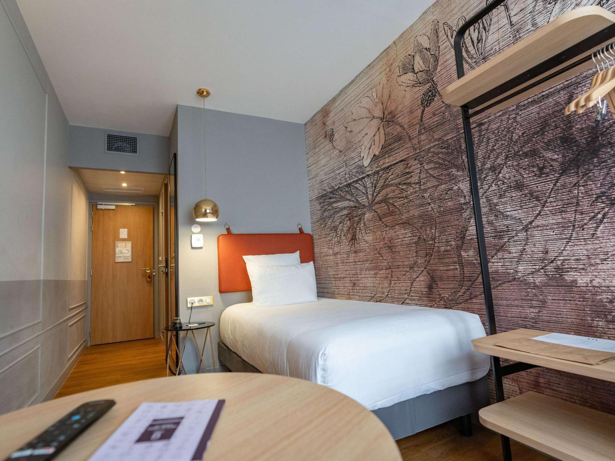 Mercure Saint Omer Centre Gare Buitenkant foto